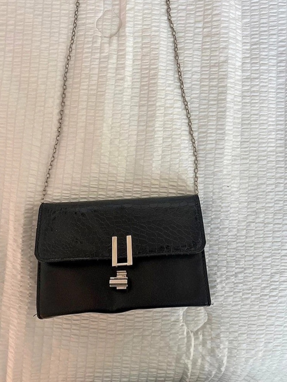 Black Chain Shoulder Bag Like New